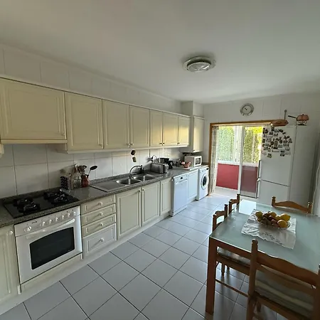 아파트 Cozy And Quiet Near The Center