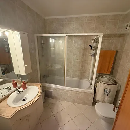 Cozy And Quiet Near The Center * Braga