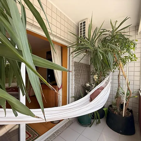 아파트 Cozy And Quiet Near The Center *