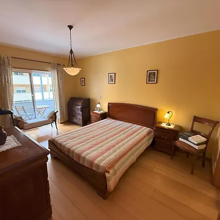 Cozy And Quiet Near The Center *