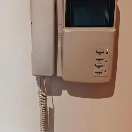 아파트 Cozy And Quiet Near The Center *