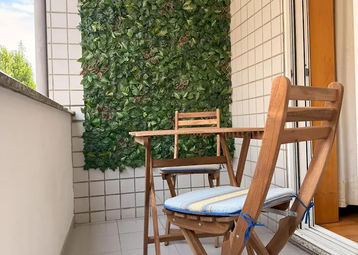 Cozy And Quiet Near The Center Διαμέρισμα *